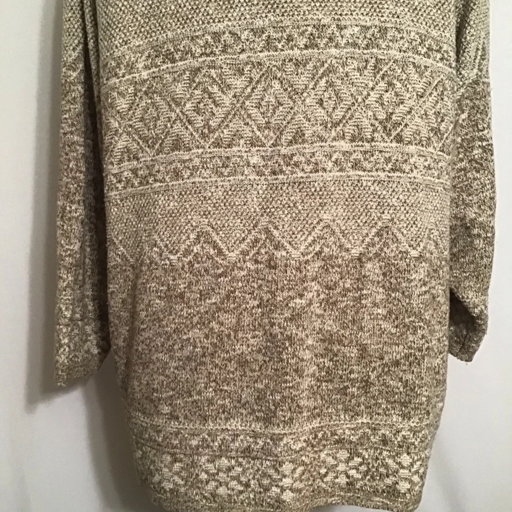 Woman's Cardigan - Nordic Design - Picture 7 of 8